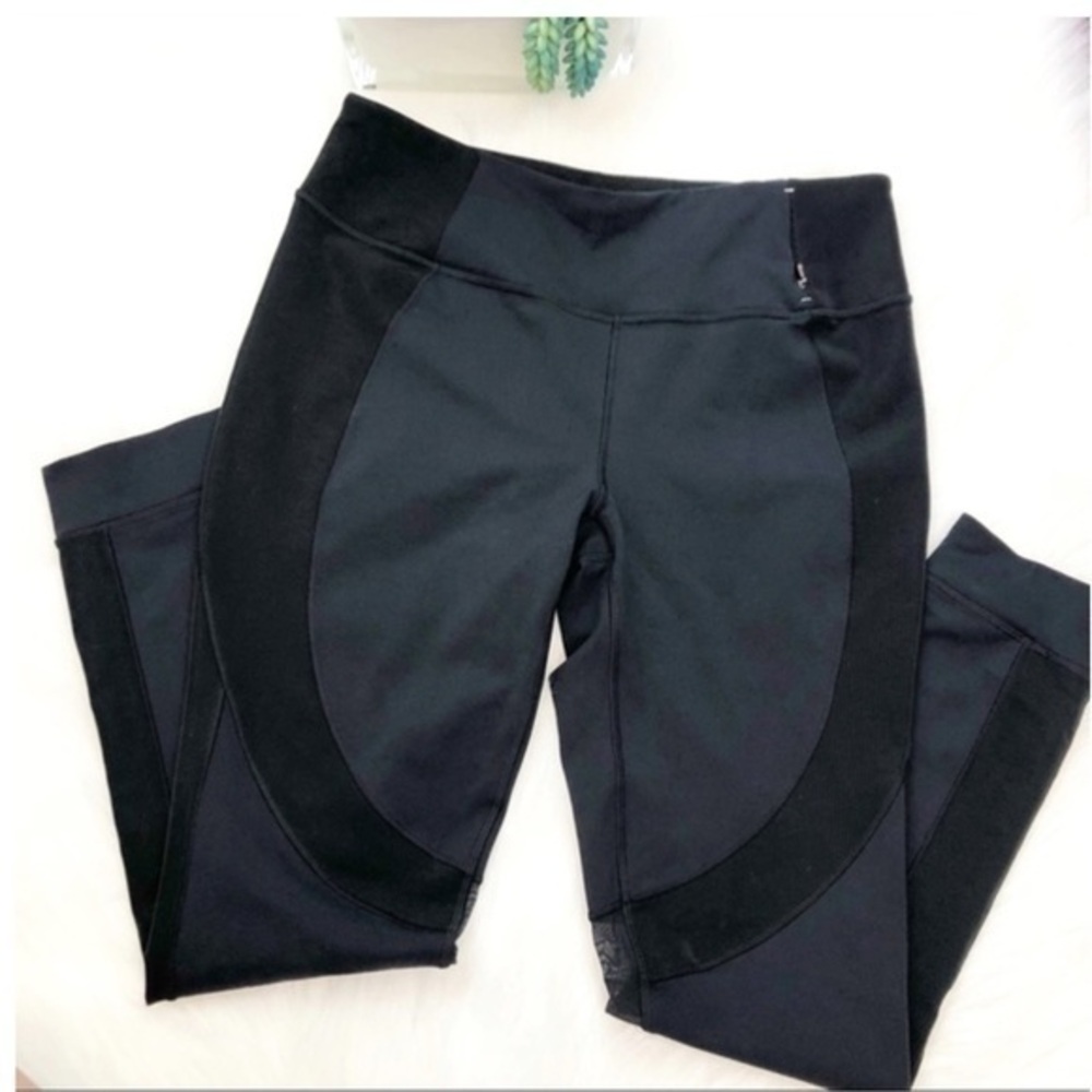 CALIA by Carrie Underwood Black High Rise Leggings